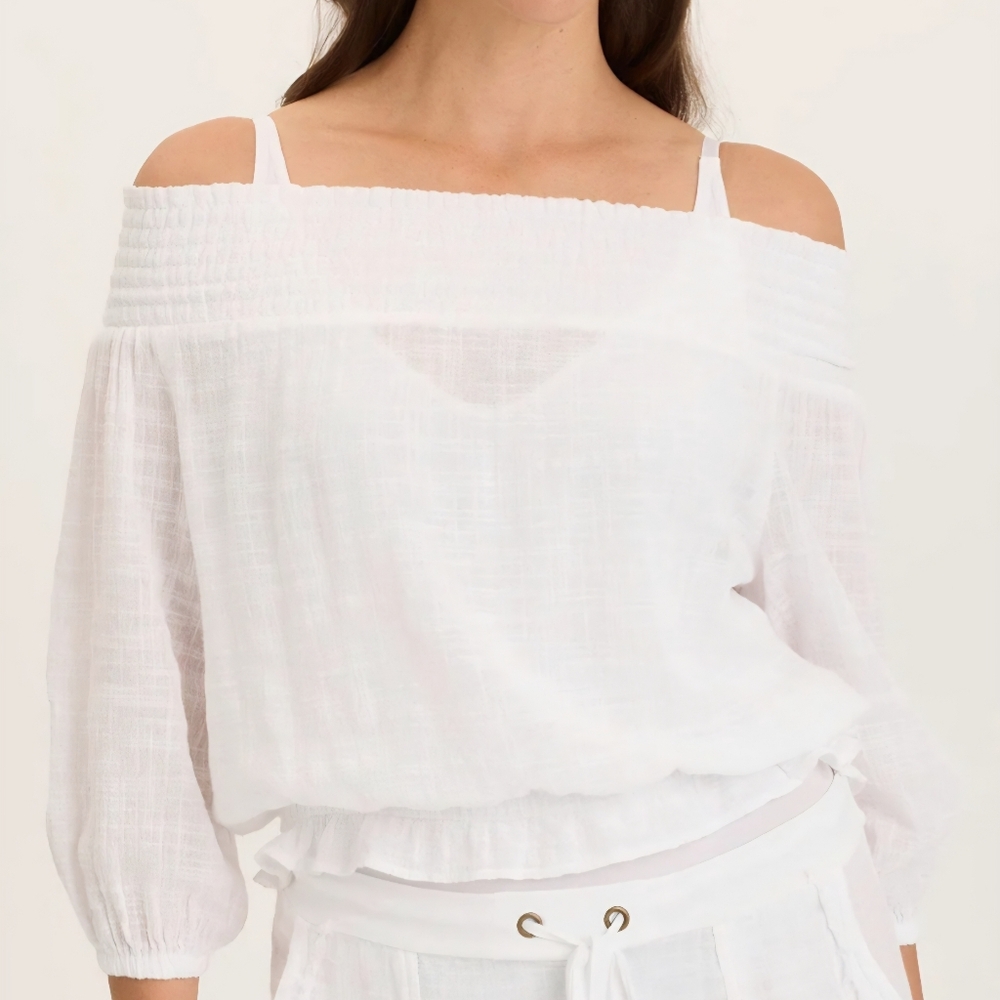 NWT Wearables White Gauze Off Shoulder Jolia Scrunch Top | Size M
